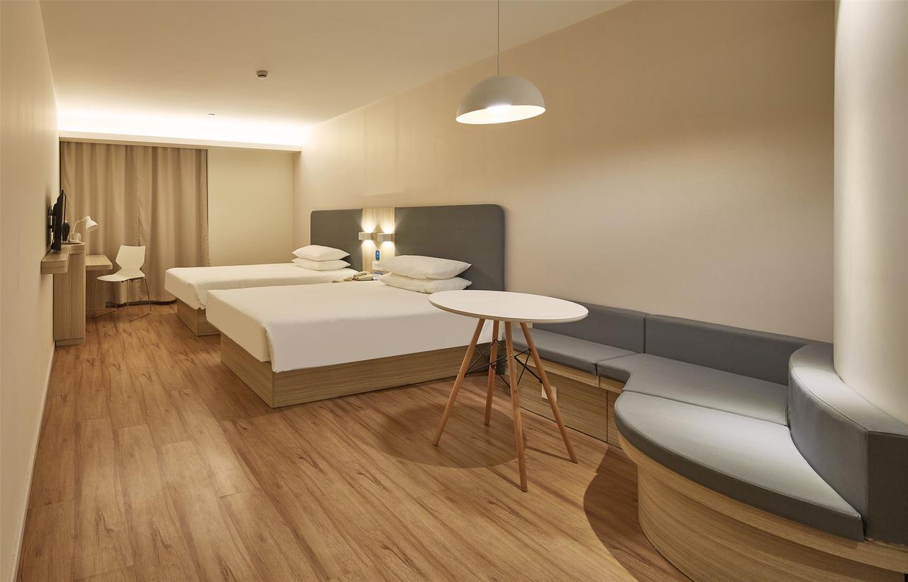 Hanting Hotel Shanghai Pudong Airport Zhuqiao Exterior foto